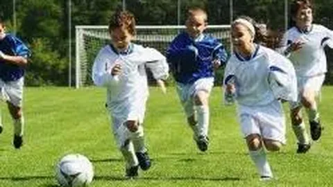 “贵阳周生生今日金价查询”